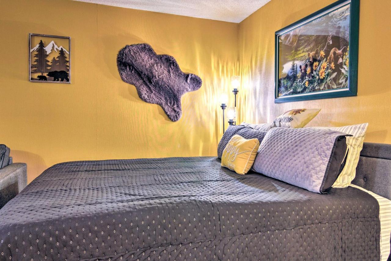Studio With Resort Amenities 1 Mi To Лейк Люр Екстериор снимка